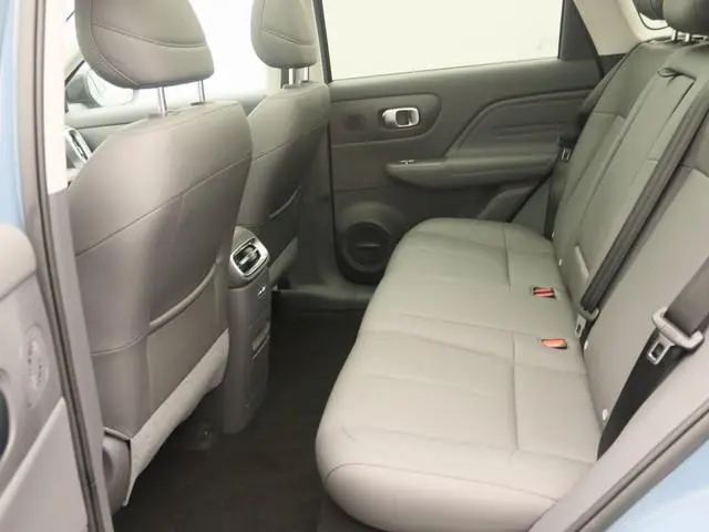 Leapmotor B10