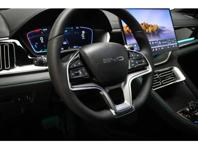 BYD SEAL U
