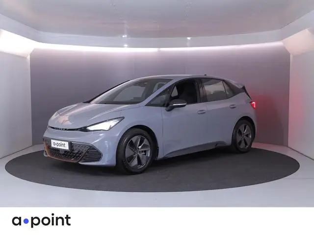 CUPRA Born Essential 62 kWh 204 pk | SOH 92,67% | Navigatie via App | Parkeersensoren | Autom. airco...