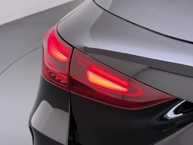 Mercedes-Benz GLA-klasse 250 e AMG Line | Keyless Multibeam Night Sfeer