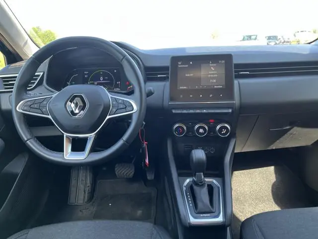 Renault Clio 1.6 E-Tech Hybrid 140PK / Dealer onderhouden / Automaat / Airco / Apple Carplay - Andro...