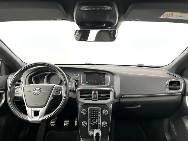 Volvo V40 1.5 T2 R-Design  FULL LED - DEALER OND - NAVI - STOELVERWARMING