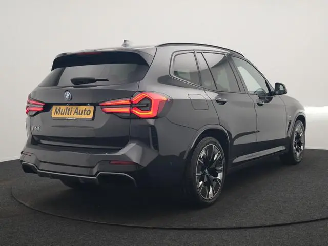 BMW iX3 M Sport 80 kWh 286pk Dealer O.H. | Panodak | Adaptive Cruise | Head Up | 360 Camera | Harman...