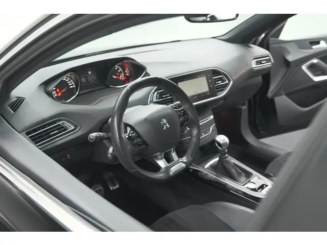 Peugeot 308 SW PureTech 130 GT-line | Trekhaak | Panoramadak | Camera | Alcantara Bekleding | Dodeho...