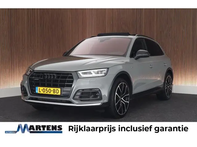 Audi Q5 2.0 TFSI 252pk quattro 2x S-Line Black Edition Luchtvering Trekhaak Camera Head-Up B&O Massa...