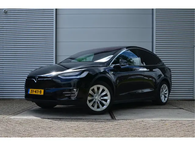 Tesla Model X 75D (4x4) AutoPilot2.5