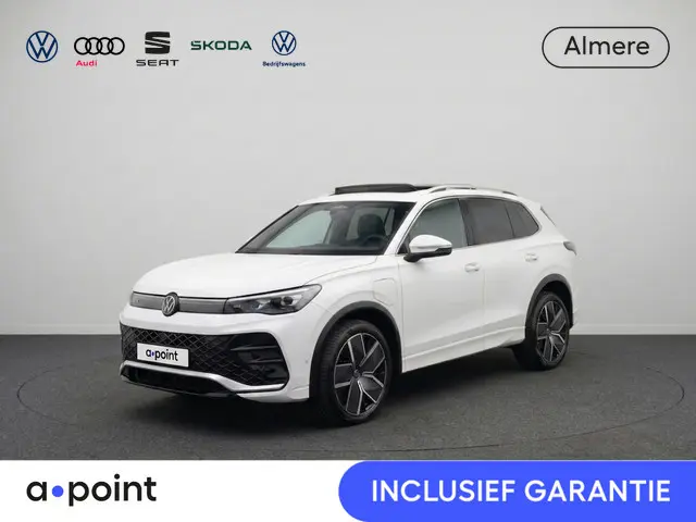 Volkswagen Tiguan 1.5 eHybrid R-Line Edition 272PK | Panorama dak | Sfeerverlichting | Leder | Massa...
