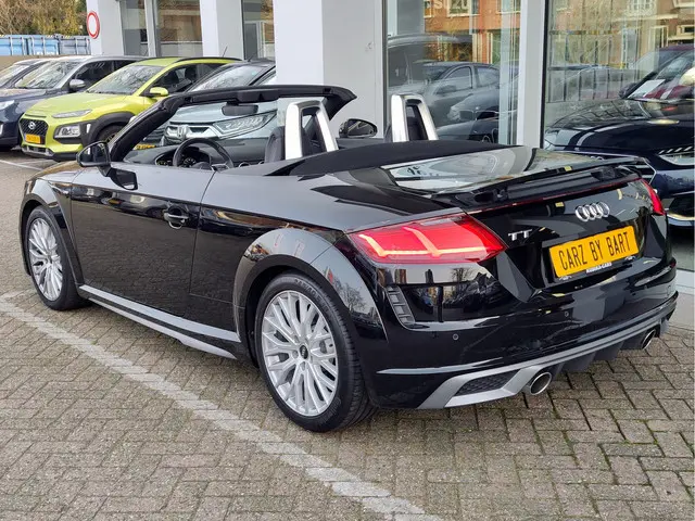 Audi TT Roadster 40 TFSI PRO LINE S AUTOMAAT Alcantara | Stoelverwarming | Keyless