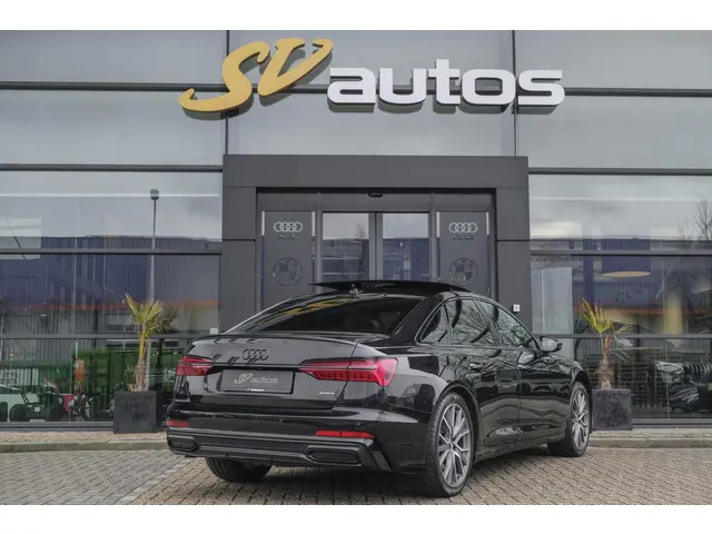 Audi A6 Limousine 55 TFSIe Competion 367pk Quattro Panoramadak 4-wielbesturing Nachtzicht B&O audio...