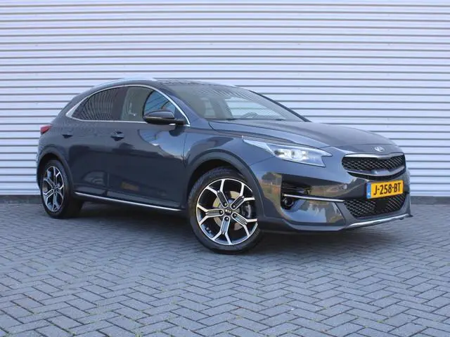 Kia XCeed 1.4 T-GDi DCT7 DynamicPlusLine | Trekhaak | Design Pack | Schuifdak | Camera | 18" LM | Na...