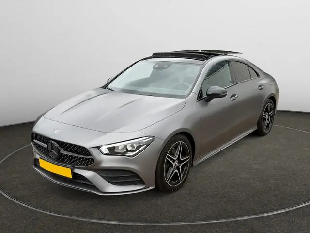 Mercedes-Benz CLA-klasse 200 AMG Night Edition Aut- Magno Grijs, NAP 49dkm, Dealer Onderhouden, Pano...