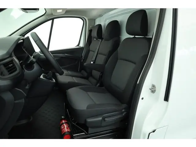 Renault Trafic 2.0 Blue dC1 150pk  L2H1 Advance | Camera | Navi | PDC v+a | Apple Carplay/Android Au...