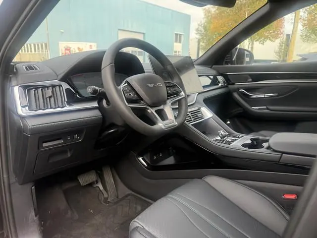 BYD SEAL U
