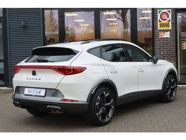 CUPRA Formentor 1.4 e-Hybrid 245PK VZ Performance Pano/Leder/Matrix LED/Elek. kuipstoelen+mem/360/Ke...