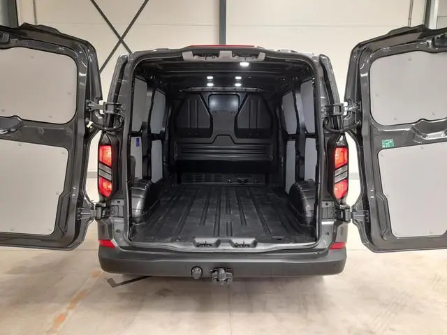 Ford Transit Custom 300 2.0 TDCI L2H1 Trend Nieuw Model Navi Cruise Camera Parkeersensoren Trekhaak