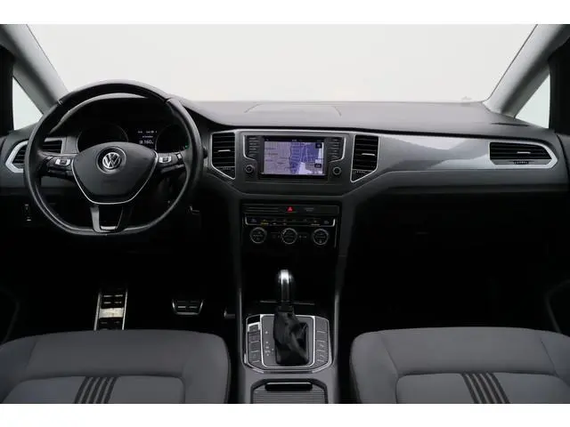 Volkswagen Golf Sportsvan 1.2 TSI DSG Connected Series Climate, ACC, Stoelverwarming, Navigatie, Blu...