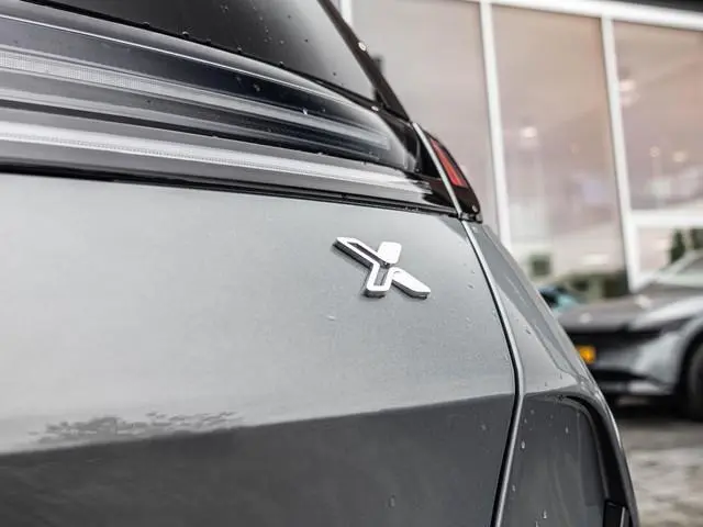 Zeekr X