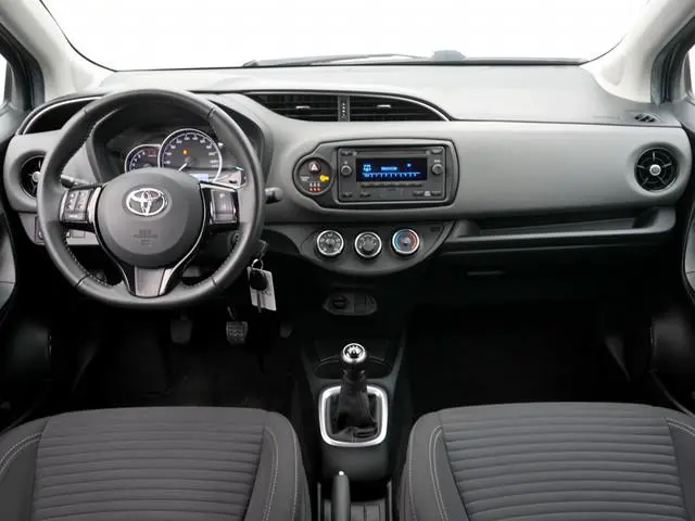 Toyota Yaris 1.0 VVT-i Comfort | Airco | Bluetooth | Dealer onderhouden