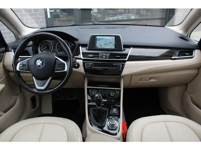 BMW 2-serie Active Tourer 218i High Executive / Panoramadak / Clima / N.A.P.