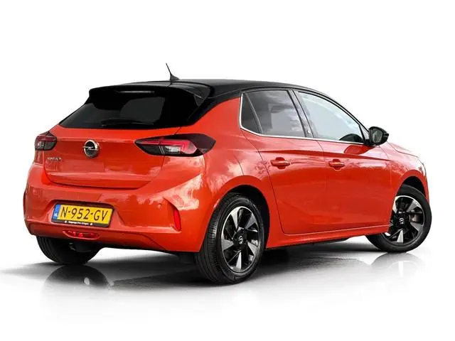 Opel Corsa-e Elegance 50 kWh ✅ LED ✅ Camera ✅ Stuurverwarming