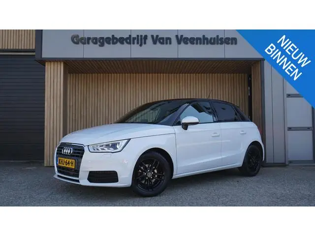 Audi A1 Sportback 1.0 TFSI 81pk 5Drs LED Navi Bluetooth Stoelverwarming 15inch LM *Zwart Dak*  83532...