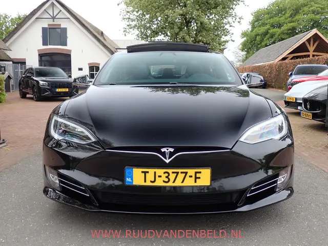 Tesla Model S 100D / 87% SOH / SCHUIFDAK / LUCHTVERING / CCS / MCU2