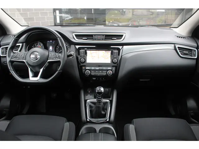 Nissan Qashqai 1.3 DIG-T N-Connecta / Carplay / 360 Camera / Panoramadak