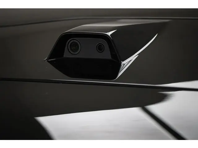 Polestar 4