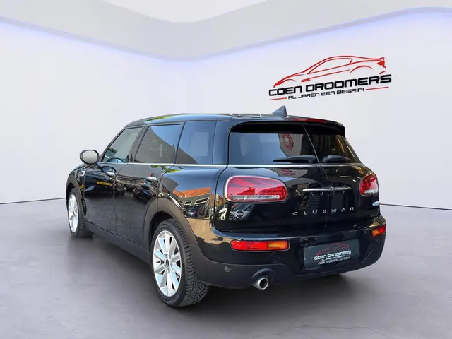 Mini Mini Clubman 1.5 Cooper Chili /Apple Carplay/Schuif-kanteldak/Harman Kardon/Stoelverwarming/Nav...