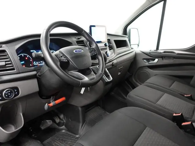 Ford Transit Custom 300 2.0 TDCI 130pk L2H1 Trend Automaat Airco Navigatie Cruisecontrol Camera Park...