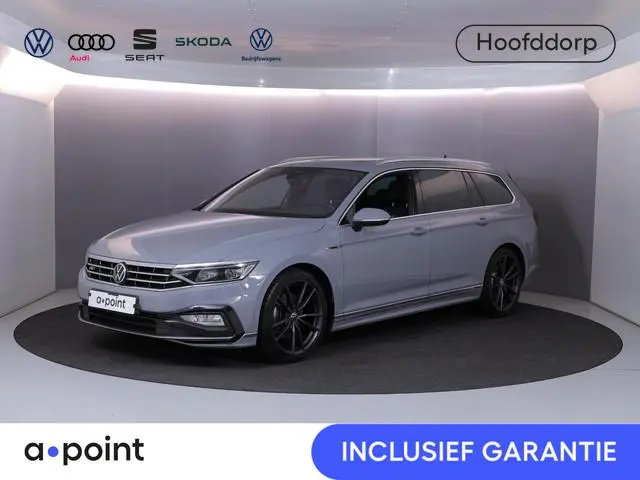 Volkswagen Passat Variant 1.5 TSI R-Line Business + 150pk DSG| Pano-dak| Luxe lederen interieur| Mat...