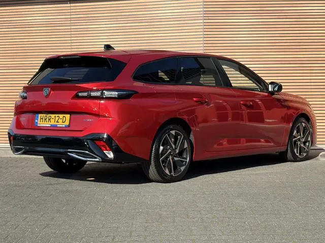 Peugeot 308 SW 1.6 Plug-in Hybrid 180 Allure Avantage 360 Camera / Navigatie / Lage km stand