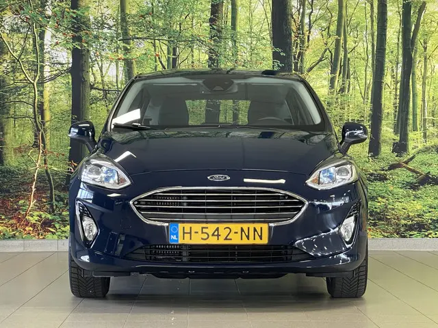 Ford Fiesta 1.0 EcoBoost Titanium | Cruise Control | Parkeersensoren Achter | Apple Carplay | Origin...