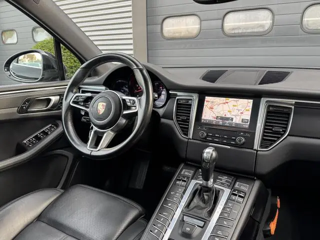Porsche Macan 2.0 | Panoramadak | Adaptive Cruise Control | Camera | Navigatie | Bose | Elektrische...
