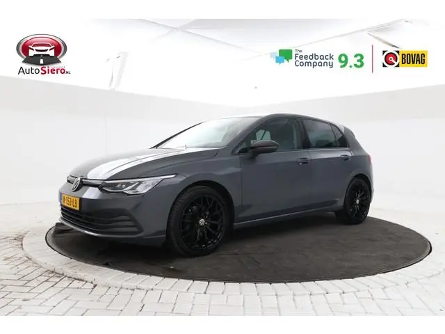Volkswagen Golf 1.5 TSI Life Stoel/stuurverwarming, Adaptieve cruise, Apple Carplay!