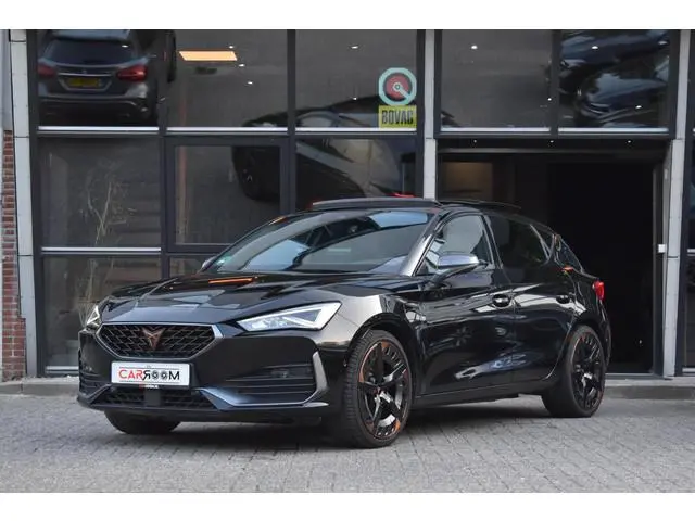 CUPRA Leon 1.4 e-Hybrid VZ Copper Edition Pano Keyless Sfeer Camera