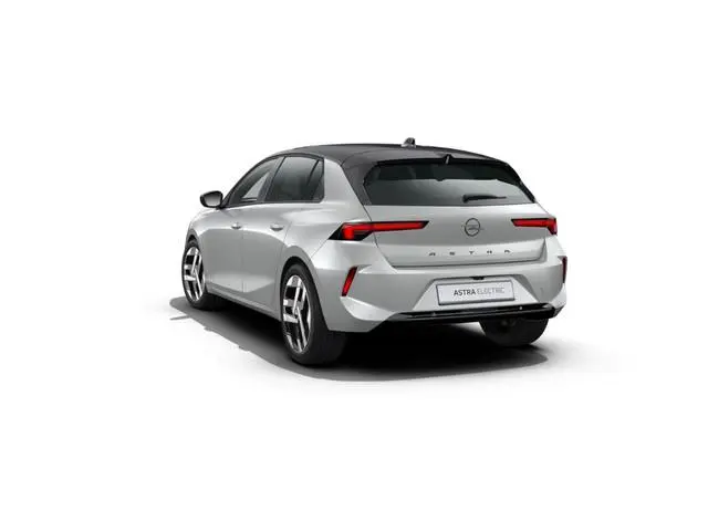 Opel Astra Electric 58 kWh Ultimate | NEW ASTRA | NU IN DE SHOWROOM | 2 + 6 JAAR GARANTIE | VAN € 43...
