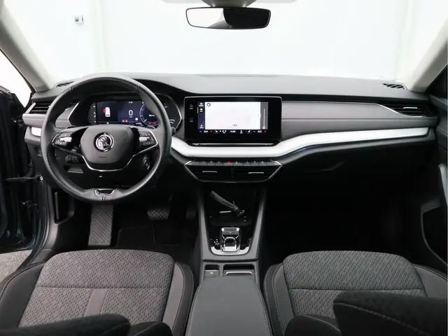 ŠKODA Octavia Combi 1.0 e-TSI Business Edition Plus/ automaat/ lage km!
