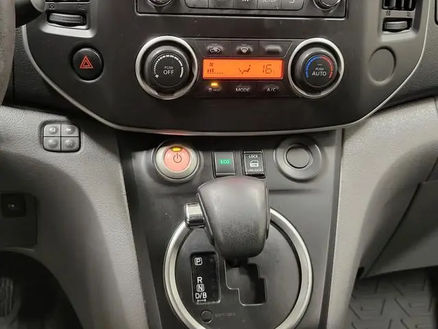 Nissan NV200
