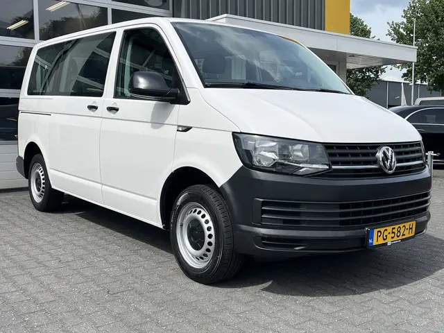 Volkswagen Transporter Kombi 2.0 TDI L1H1 9-persoons Incl. BTW Airco EURO 6 Combi Personenbus Passen...