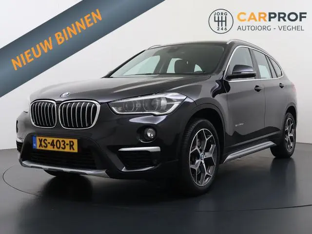 BMW X1 sDrive20d High Executive Navigatie | Leder interieur | LMV