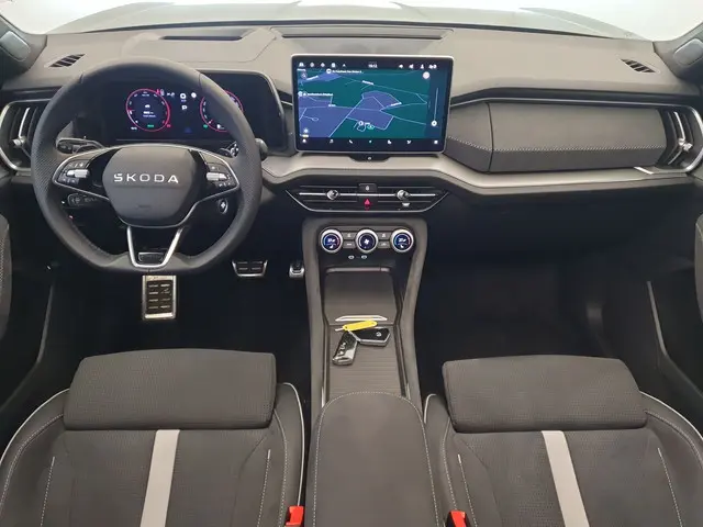 ŠKODA Kodiaq 1.5 TSI MHEV 150pk DSG/AUT Sportline 7p. Wegklapbare trekhaak, Panoramadak, Head-Up