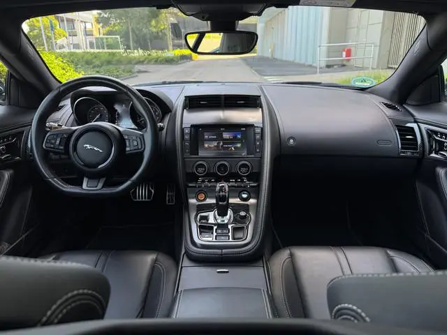 Jaguar F-Type