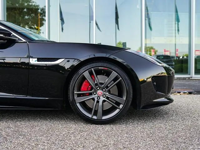 Jaguar F-Type