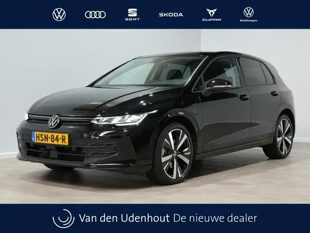 Volkswagen Golf 1.5 eHybrid 204pk Life Ed. | 18" Catania | Camera | App-Connect | Full-LED | ACC Dem...