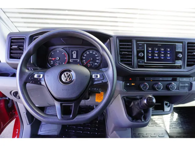 Volkswagen Crafter 35 180pk L4H3/L3H2 Apple carplay Camera LED Cruise control Airco Massagefunctie b...