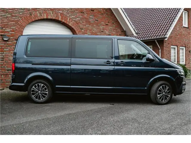 Volkswagen Caravelle T6.1 ROLSTOELBUS 2.0 TDI 150 PK DSG L2H1 ACC| LED | Privacy Glas | Bijrijdersba...