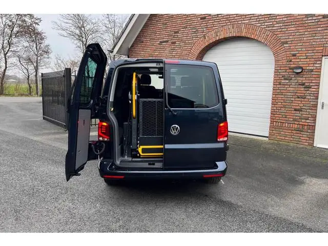 Volkswagen Caravelle