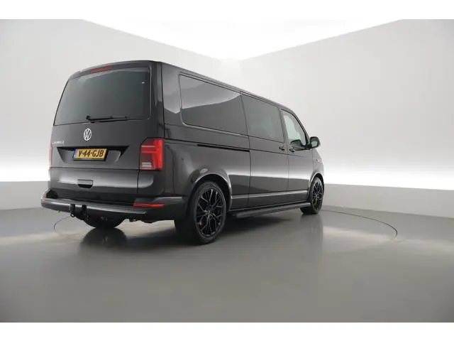 Volkswagen Transporter 2.0 TDI L2H1 32 DC Comfortline | Trekhaak | Adapt. Cruise | Camera | Apple Ca...