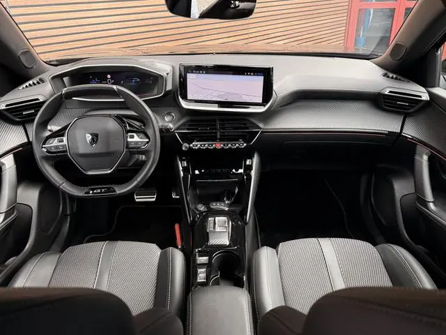 Peugeot e-2008 EV GT 54 kWh Camera / Navigatie / Carplay